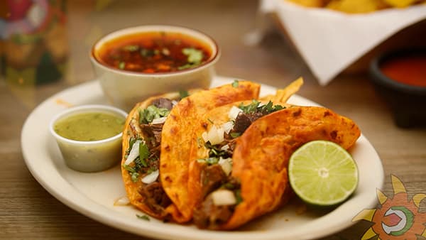 MEXICAN RESTAURANT TV COMMERCIAL