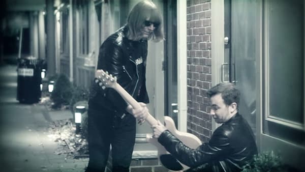 DAHLMANNS – “DUMB ME DOWN”